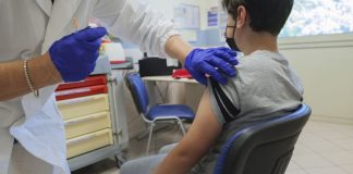 Covid, da Aifa via libera a vaccinazione per fascia 5-11 anni