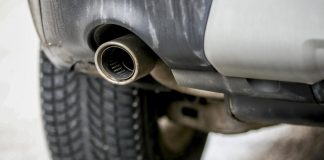 Stop alle auto nuove con motore termico entro il 2035