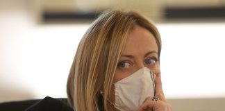 Manovra, Meloni “Dalla maggioranza assalto alla diligenza”