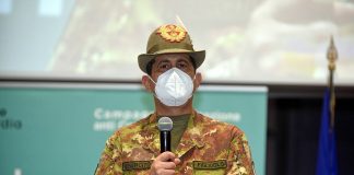 Covid, Figliuolo: “Ecco il piano per fermare Omicron”