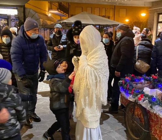 A Poggio Rusco Santa Lucia arriva con l’asinello Betty, salvata dal macello