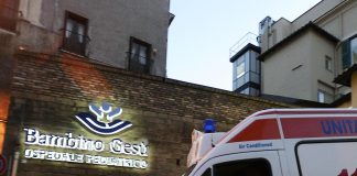 Covid, migliora la neonata in terapia intensiva a Roma