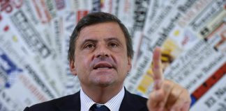 Calenda: “Non c’è nessuna esigenza dei 5S in Italia, Di Maio inutile”