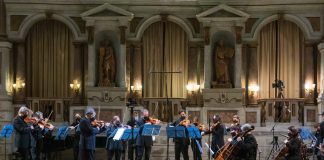 Dalle 19 di domani sarà online il Concerto di Natale dell’Apogeo String Orchestra