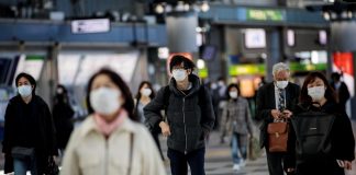 Variante Omicron, terzo caso in Giappone: paziente è stato in Italia