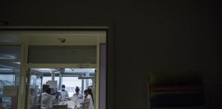 Variante Omicron Francia, Castex: “E’ un fulmine”