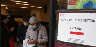 Covid Gb, “un milione di casi variante Omicron entro un mese”