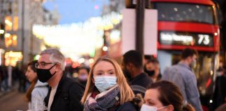 Covid oggi Gb, oltre 58mila contagi in un giorno
