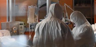 Covid oggi Italia, terapie intensive oltre soglia critica