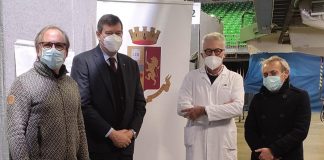 Covid, a Firenze attivo lo spazio vaccinale della Polizia di Stato all’hub del Mandela Forum