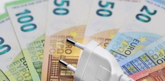 Energia, anche nel 2022 continueranno gli aumenti in bolletta