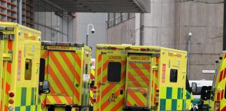 Covid oggi Gb, oltre 93mila contagi: nuovo record