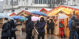 Covid oggi Italia, 20.677 contagi e 120 morti: bollettino 14 dicembre