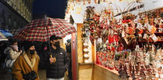 Covid Italia, picco contagi: mai così tanti da un anno