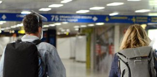Variante Omicron e regole viaggi, cosa succede in Italia e Ue