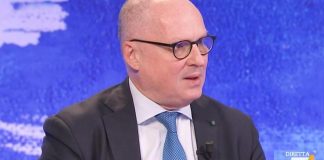 Variante Omicron, Ricciardi: “A gennaio rischio 200mila contagi al giorno”