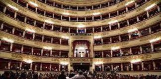 Covid, contagi alla Scala: sui social è polemica e scatta l’hashtag #ScalaInfetta