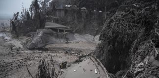 Eruzione vulcano Semeru, i morti sono 13