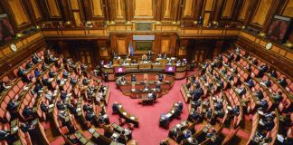 Manovra, ok del Senato a fiducia sul maxiemendamento
