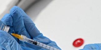 Covid Italia, senza vaccino 5,8 milioni over 12: il report