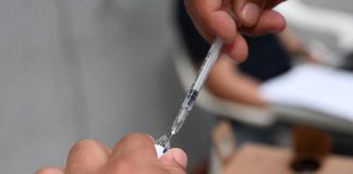 Vaccinazioni dei bambini: non solo Covid, mantenere alta la guardia contro la meningite