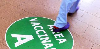 Lombardia, da domani prenotazioni “booster” per tutti coloro che si sono vaccinati da almeno 4 mesi