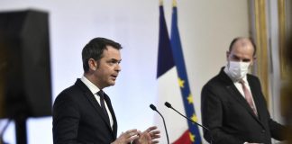 Variante Omicron, Francia teme “250mila casi al giorno a gennaio”