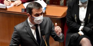 Variante Omicron, Francia “rischia 100mila casi al giorno”