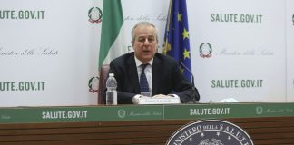 Covid, Locatelli “Variante Omicron meno grave ma va fermata”