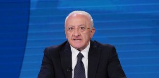 Covid, De Luca “Rinviare di 20-30 giorni il ritorno a scuola”