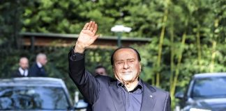 Quirinale, Centrodestra “Berlusconi adatto al ruolo, sciolga la riserva”