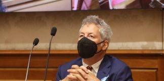 Baricco annuncia sui social “Ho la leucemia, farò un trapianto”