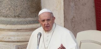 Covid, Papa “Spero che presto riusciremo a superare la prova”