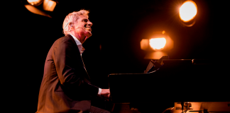 Baglioni al Sociale fa rivivere cinquant’anni di grandi emozioni