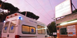 Covid oggi Campania, ordinanza: stop ricoveri non urgenti