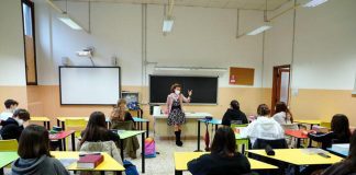 Scuola, governo conferma rientro da 10 gennaio