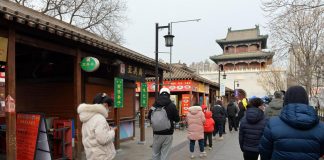 Covid Cina, focolaio Omicron a Tianjin: test per 14 milioni di persone