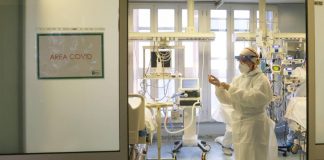 Covid oggi Italia, record di contagi e morti: “Picco raggiunto”