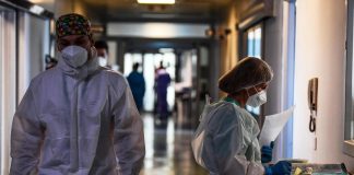 Covid Italia, record contagi. Omicron infetterà mezza Europa