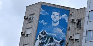 Djokovic in Australia, il padre: “Novak come Gesù, messo in croce”