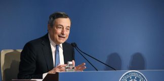 Lunedì conferenza stampa Draghi su obbligo vaccinale e misure