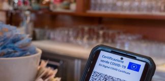 “Green pass ‘open’ finché non abbiamo dati”