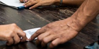 Green pass “indebito”, 50 misure cautelari: infermiere in carcere
