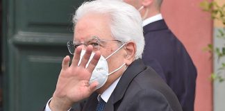Mattarella, domenica ‘normale’ dopo bis: in dono disegno di un bambino