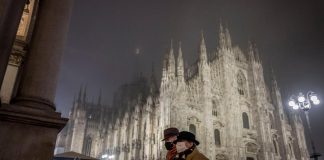 Covid oggi Lombardia, 21.329 contagi e 77 morti. A Milano 6.522 casi