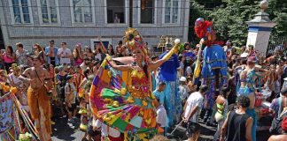 Covid oggi Brasile, cancellato carnevale di Rio