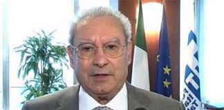 Covid, Risso (Fit): “Impossibile controllare green pass in tabaccheria, è rischio chiusura”