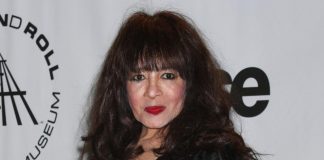 Morta Ronnie Spector, iconica leader delle Ronettes: aveva 78 anni