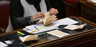 Quirinale 2022, a Mattarella 387 voti: risultato settimo scrutinio