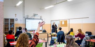 Scuola, Costarelli: “Lunedì avremo circa 17.500 studenti e 10mila docenti assenti”
